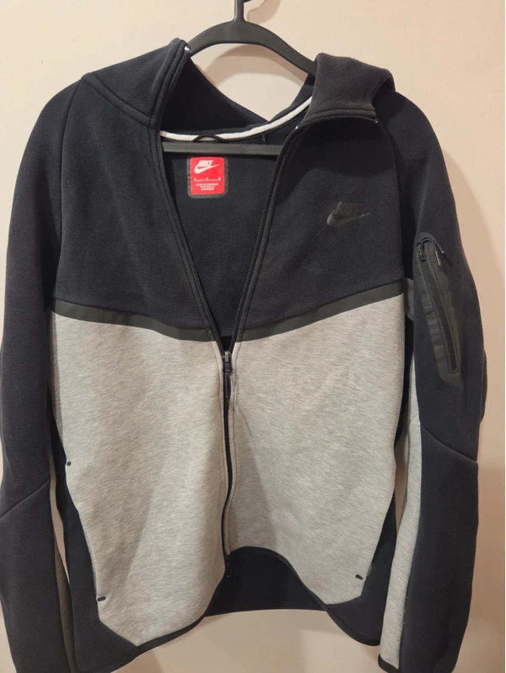 Nike tech  fleece windrunner med